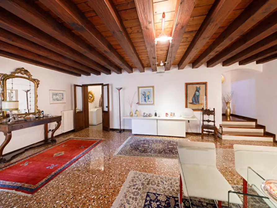 Immagine 1 di Appartamento in vendita  in VIALE FIUME a Este