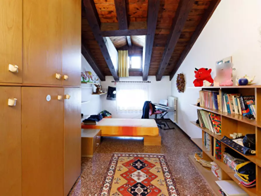 Immagine 15 di Appartamento in vendita  in VIALE FIUME a Este