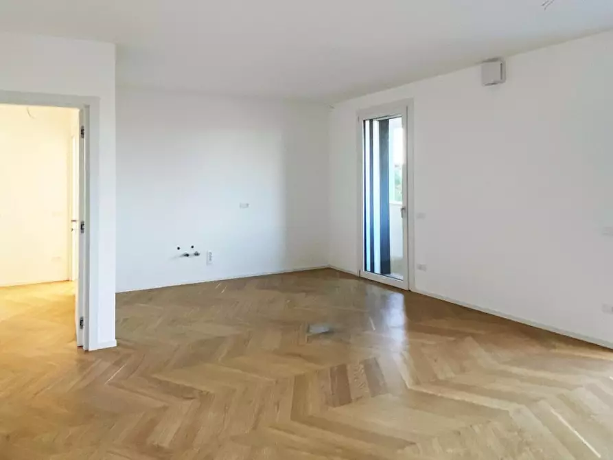 Immagine 3 di Attico in vendita  in parco manin a Montebelluna