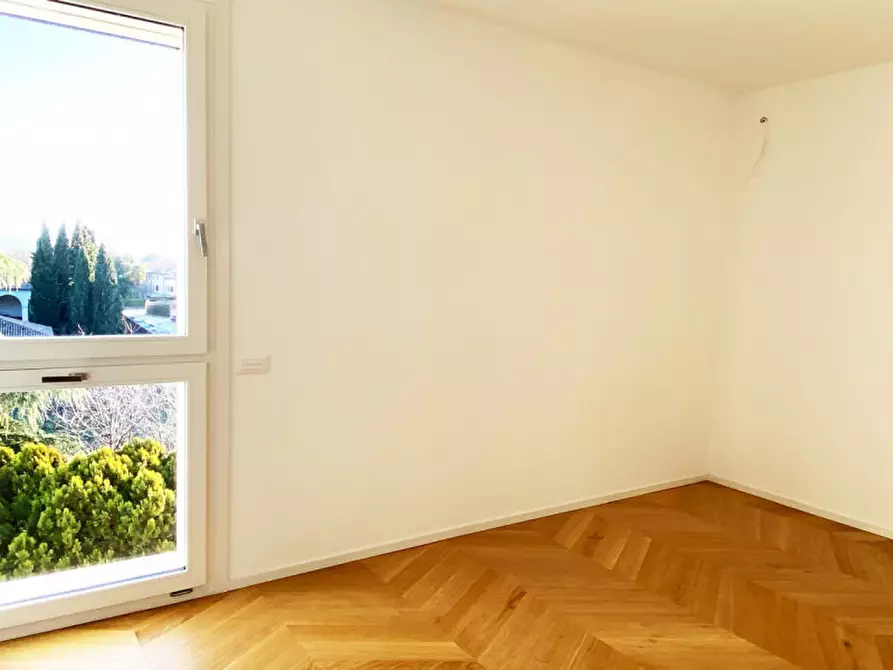 Immagine 5 di Attico in vendita  in parco manin a Montebelluna