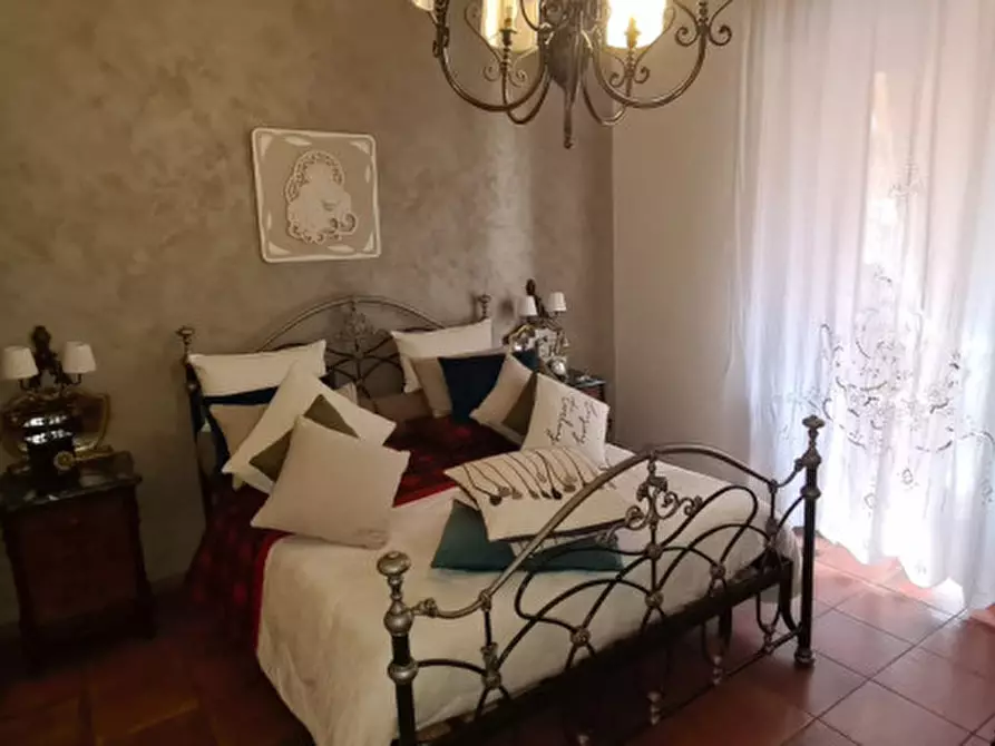 Immagine 18 di Appartamento in vendita  in Piazza Carlo Alberto a Catania