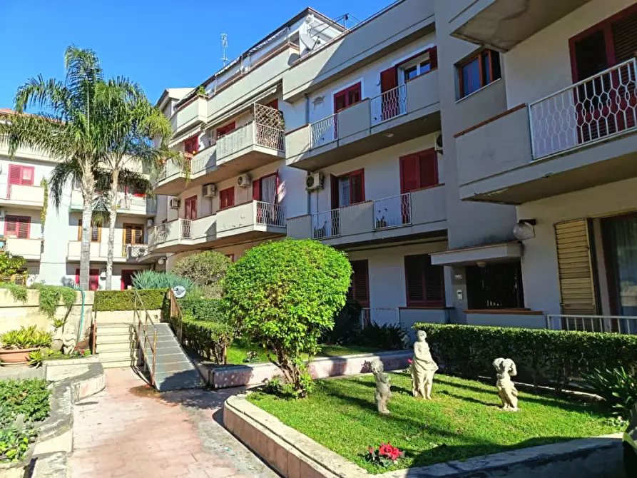 Immagine 2 di Appartamento in vendita  in Via Leucatia, 72 a Catania