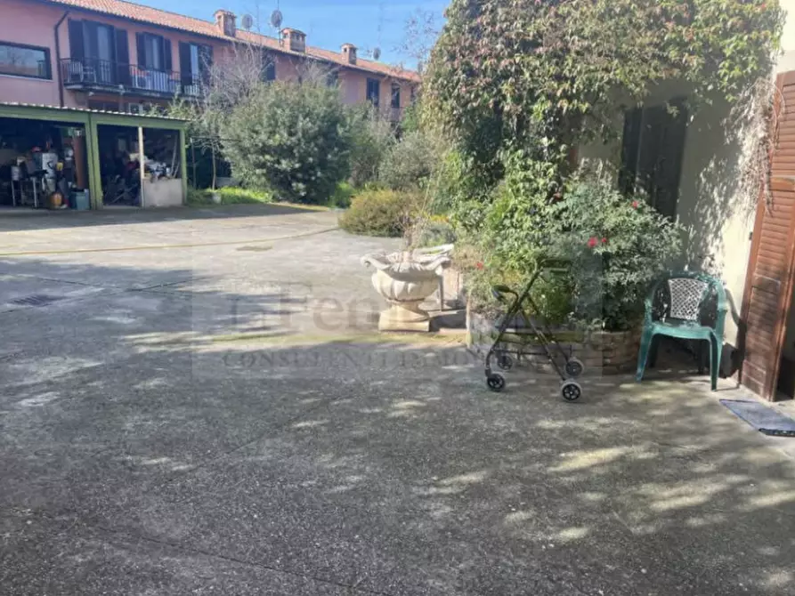Immagine 3 di Rustico / casale in vendita  in Via Giuseppe Guerzoni a Montichiari