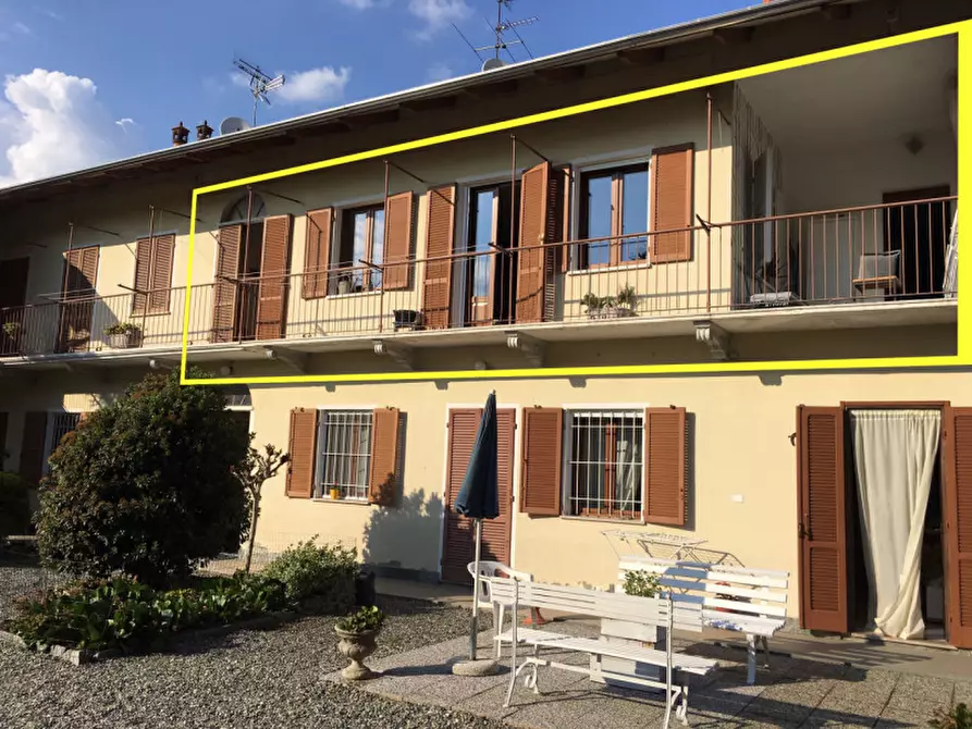 Immagine 1 di Appartamento in vendita  in In Centro a Viverone