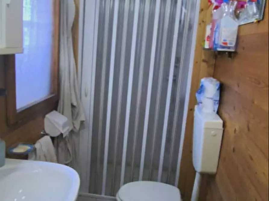 Immagine 4 di Rustico / casale in vendita  in Via Piane, 491 a Lumarzo