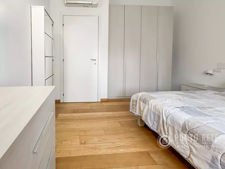 Immagine 15 di Appartamento in vendita  in Via Luigi Bonzanini a Verona