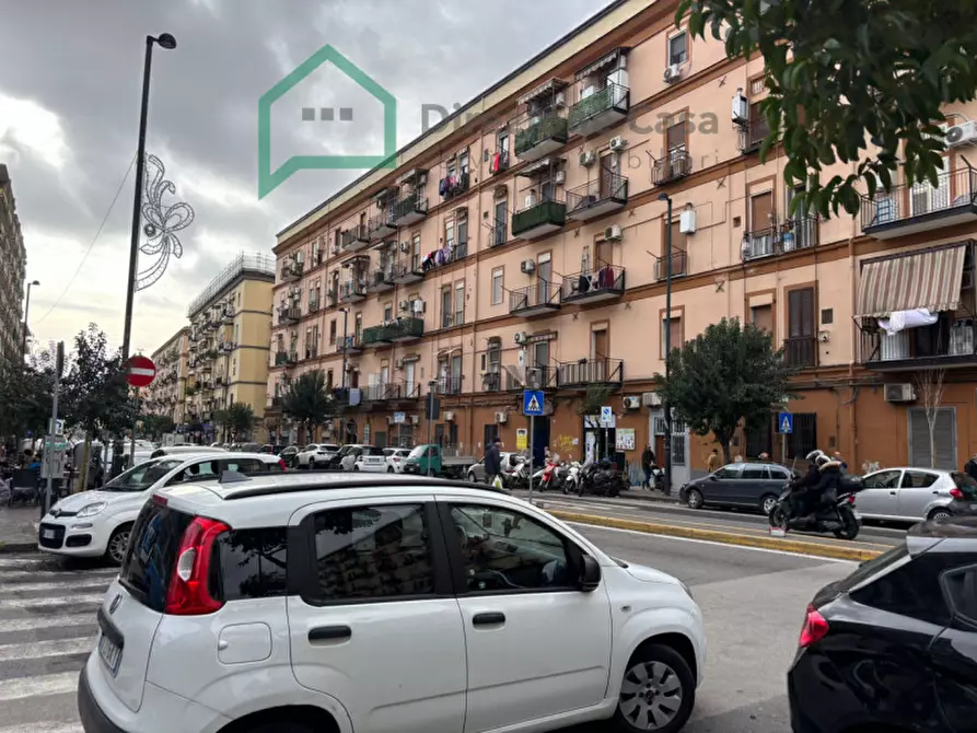 Immagine 3 di Negozio in vendita  in Via Arenaccia,223 a Napoli