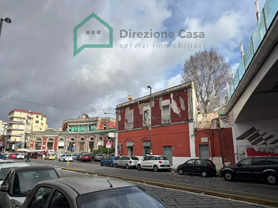 Immagine 7 di Negozio in vendita  in Via Arenaccia,223 a Napoli