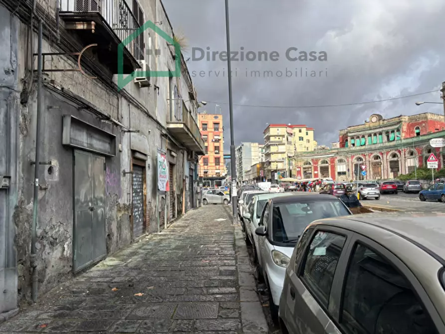 Immagine 12 di Negozio in vendita  in Via Arenaccia,223 a Napoli