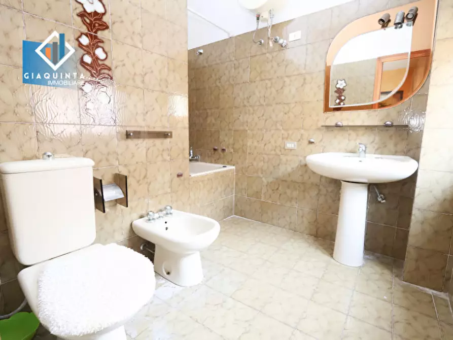 Immagine 8 di Casa indipendente in vendita  in Via Etna n.04 a Ramacca