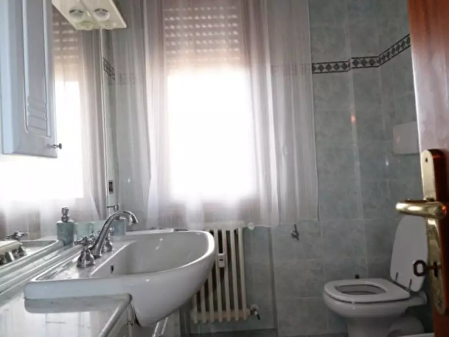 Immagine 17 di Appartamento in vendita  in Via Vincenzo Bellini a Montevarchi