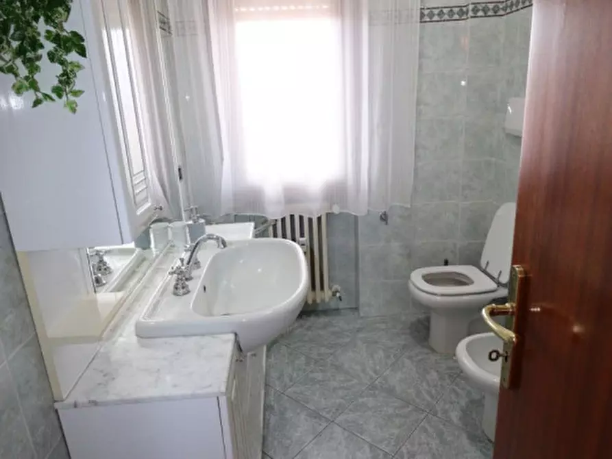 Immagine 19 di Appartamento in vendita  in Via Vincenzo Bellini a Montevarchi