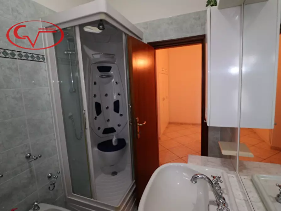 Immagine 20 di Appartamento in vendita  in Via Vincenzo Bellini a Montevarchi