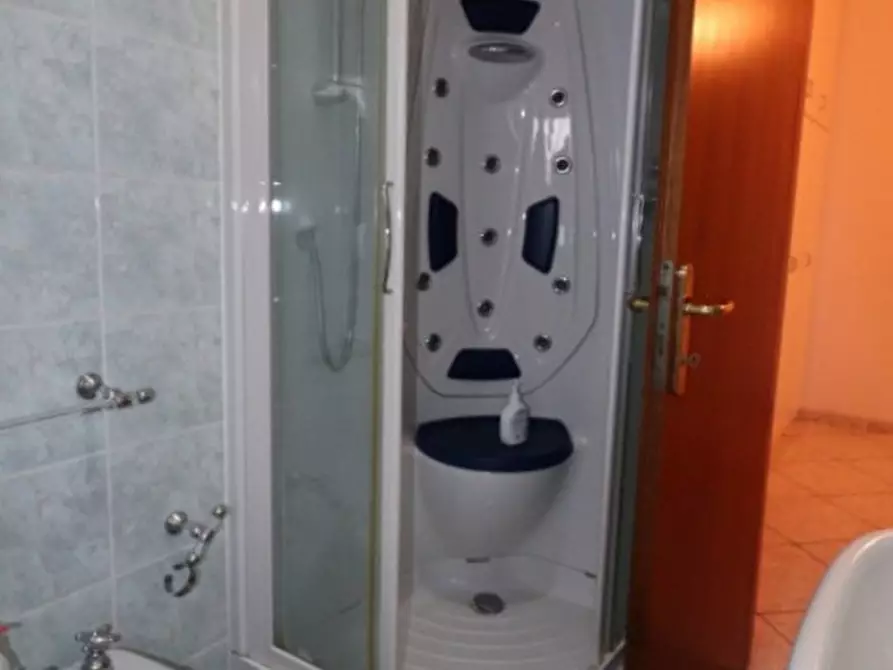 Immagine 22 di Appartamento in vendita  in Via Vincenzo Bellini a Montevarchi