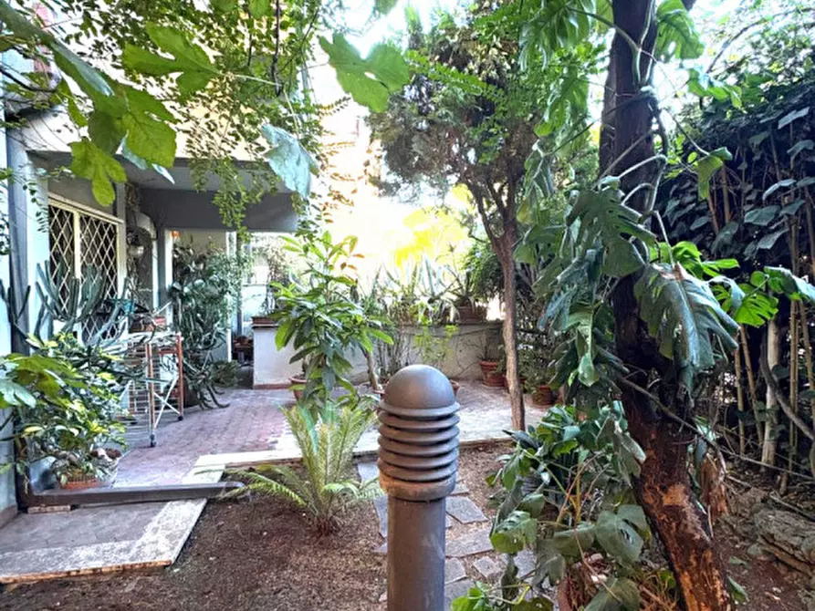 Immagine 25 di Appartamento in vendita  in via carpegna a Roma