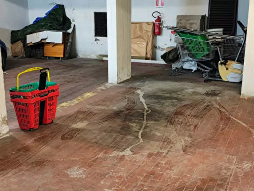 Immagine 28 di Appartamento in vendita  in via carpegna a Roma