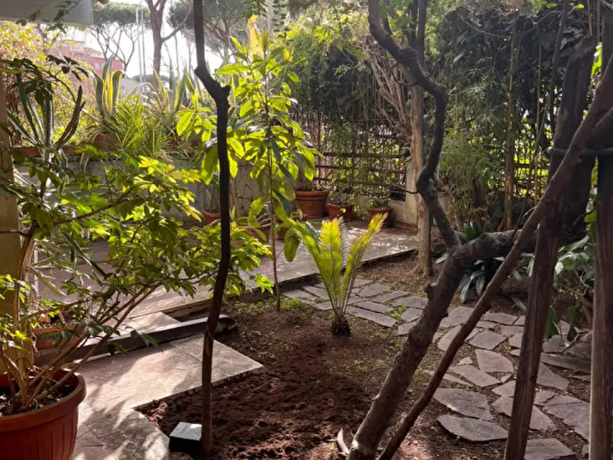 Immagine 30 di Appartamento in vendita  in via carpegna a Roma