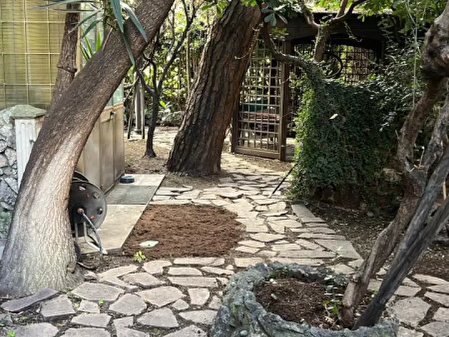 Immagine 31 di Appartamento in vendita  in via carpegna a Roma