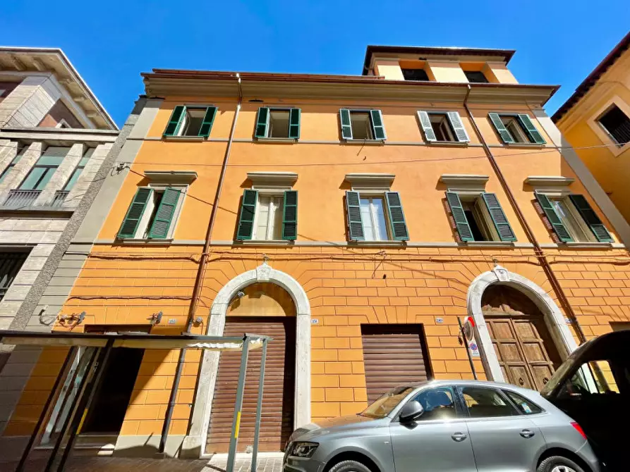 Immagine 1 di Negozio in vendita  in Via Giuseppe Garibaldi, 249 a Rieti