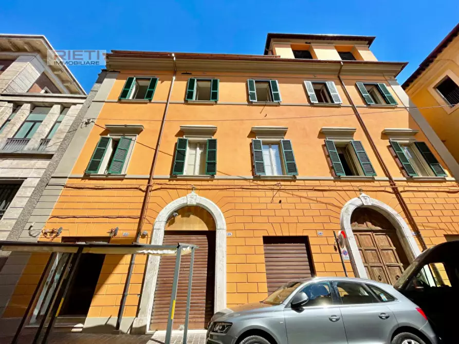 Immagine 2 di Negozio in vendita  in Via Giuseppe Garibaldi, 249 a Rieti