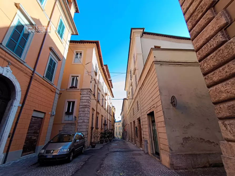 Immagine 3 di Negozio in vendita  in Via Giuseppe Garibaldi, 249 a Rieti