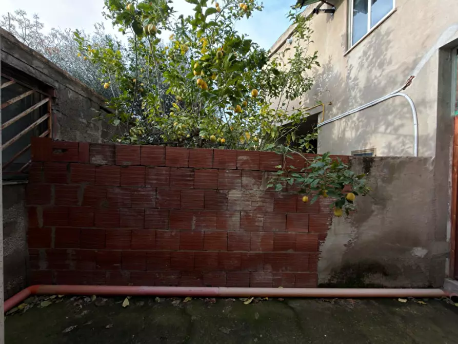 Immagine 7 di Negozio in affitto  in Via Cagliari 110 a Sarroch