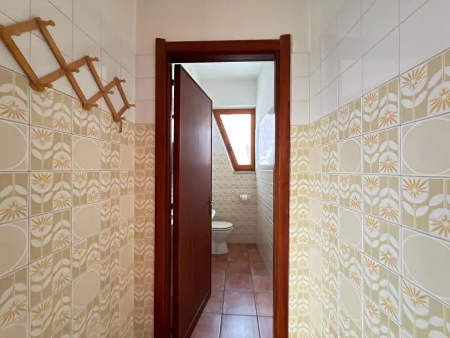 Immagine 9 di Negozio in affitto  in Via Cagliari 110 a Sarroch