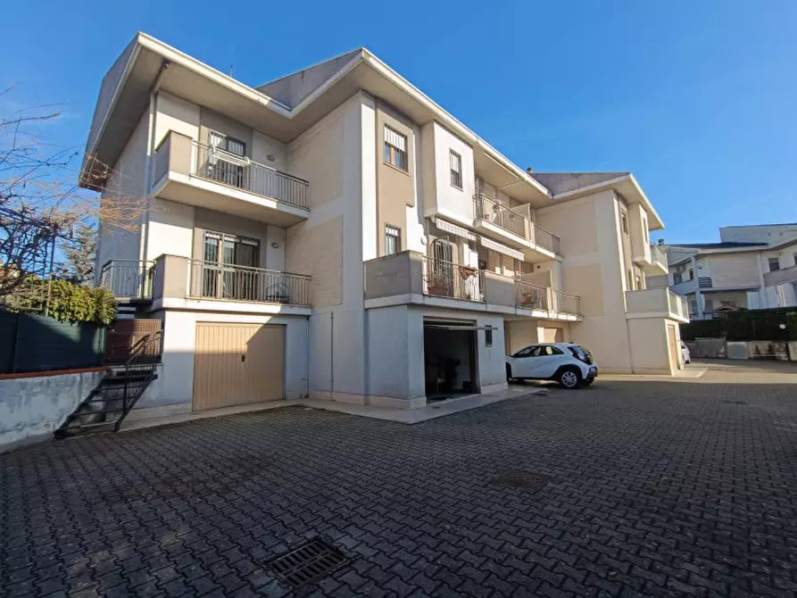 Immagine 4 di Villetta a schiera in vendita  in via Enrico de Nicola, 26 a Rieti