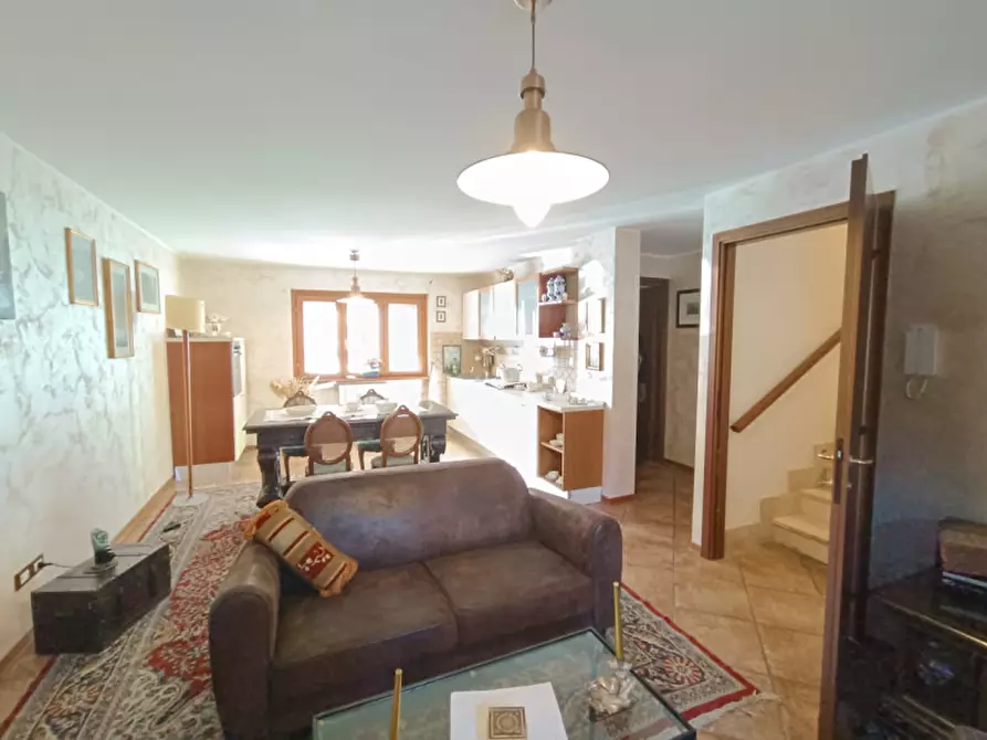 Immagine 32 di Villetta a schiera in vendita  in via Enrico de Nicola, 26 a Rieti