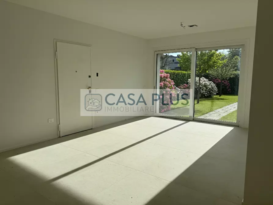 Immagine 2 di Appartamento in vendita  a Rossano Veneto