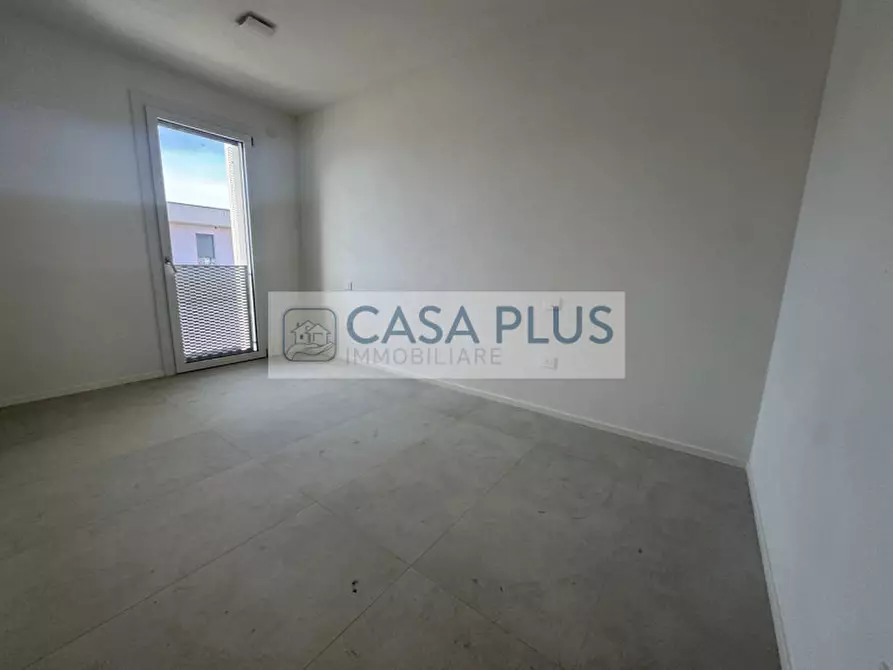 Immagine 4 di Appartamento in vendita  a Rossano Veneto