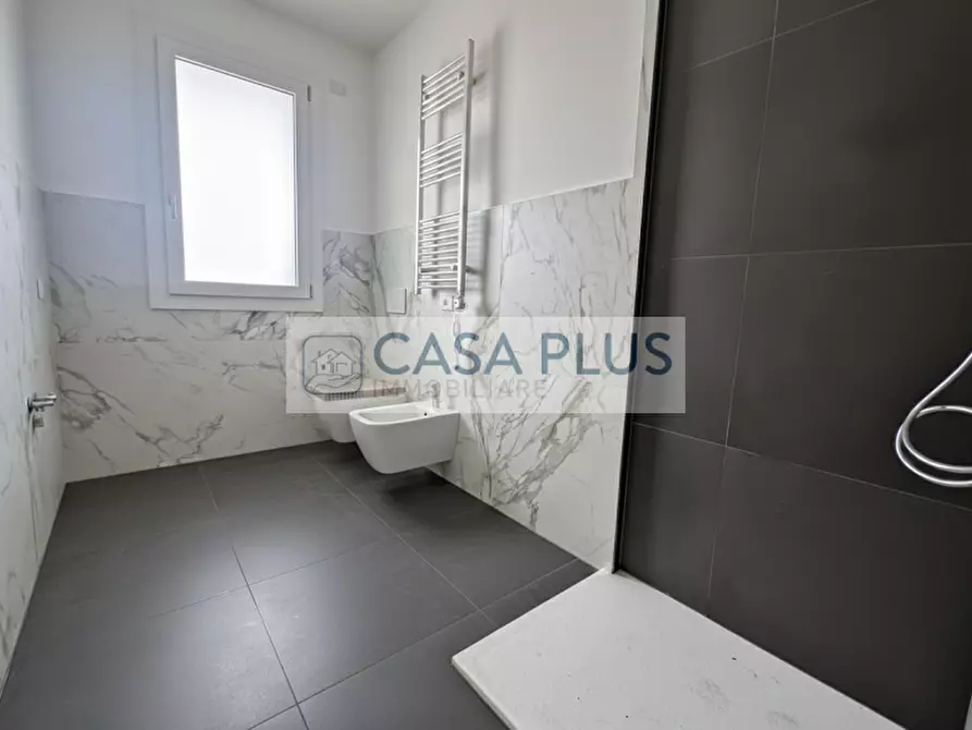 Immagine 7 di Appartamento in vendita  a Rossano Veneto