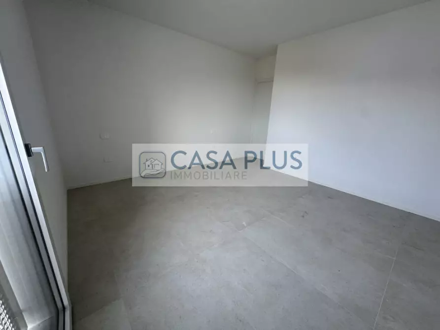Immagine 5 di Appartamento in vendita  a Rossano Veneto