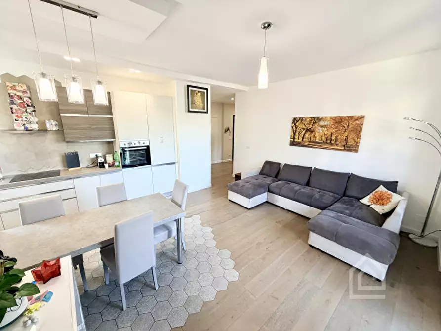 Immagine 3 di Appartamento in vendita  in Via Metastasio 25 a Torino