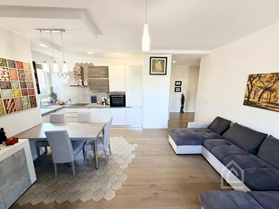 Immagine 7 di Appartamento in vendita  in Via Metastasio 25 a Torino