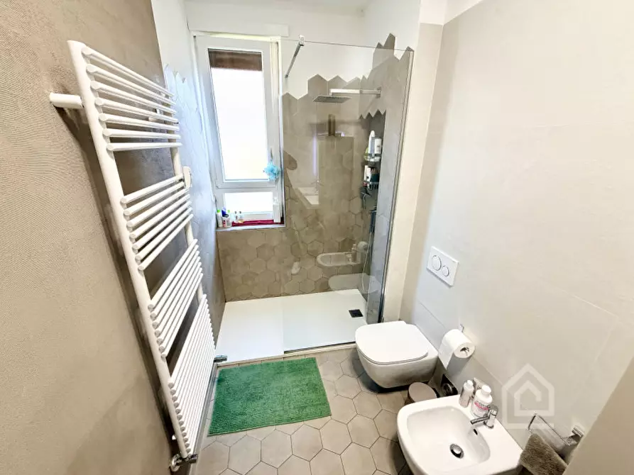 Immagine 15 di Appartamento in vendita  in Via Metastasio 25 a Torino