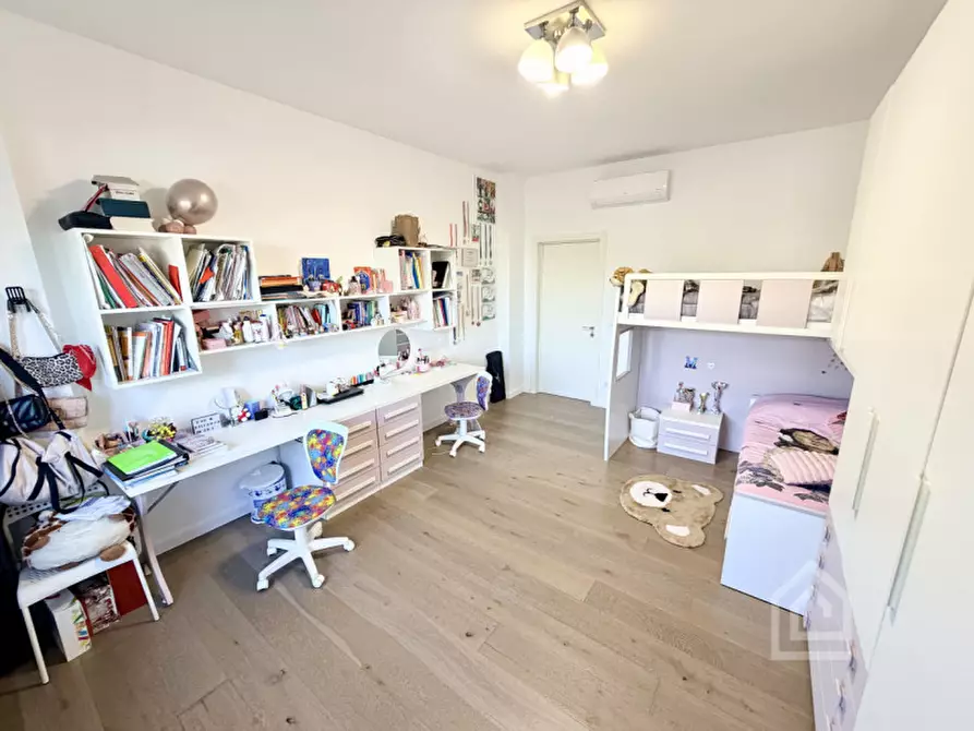 Immagine 23 di Appartamento in vendita  in Via Metastasio 25 a Torino