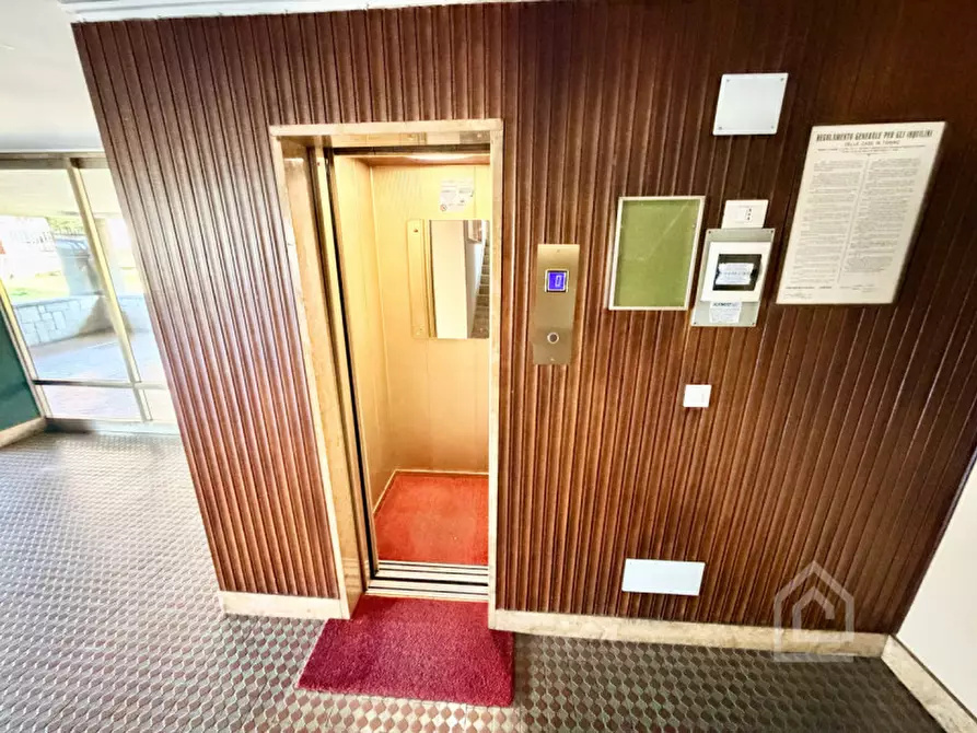 Immagine 39 di Appartamento in vendita  in Via Metastasio 25 a Torino