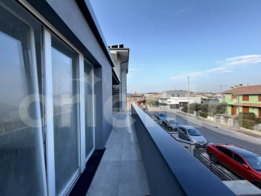 Immagine 4 di Appartamento in vendita  in Via Risorgimento a Montichiari