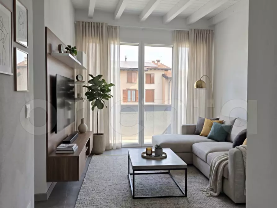 Immagine 5 di Appartamento in vendita  in Via Risorgimento a Montichiari