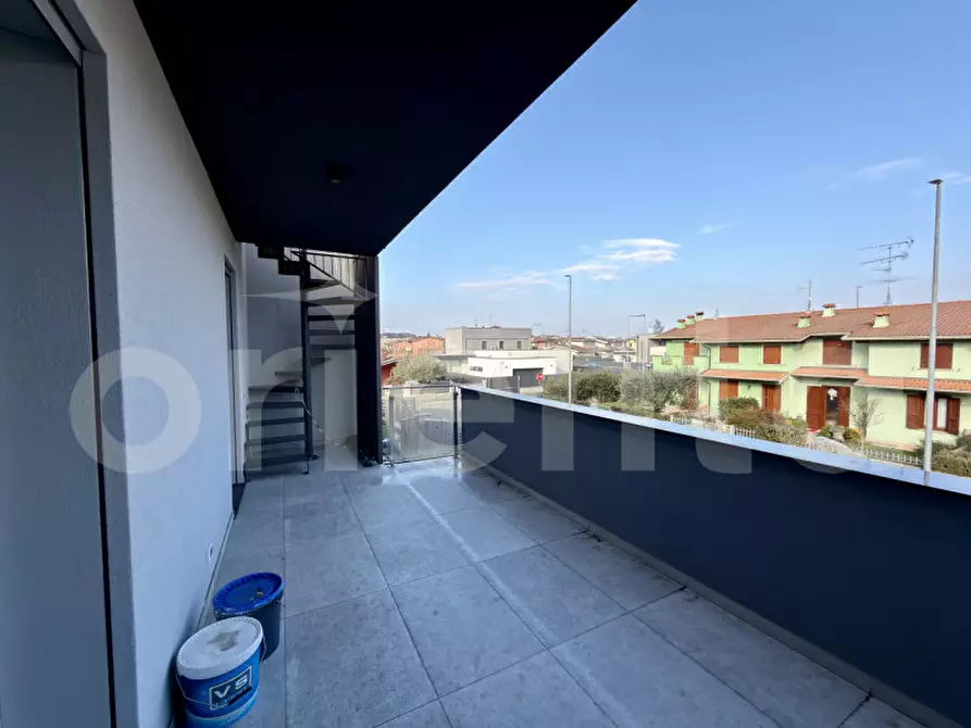 Immagine 5 di Appartamento in vendita  in Via Risorgimento a Montichiari