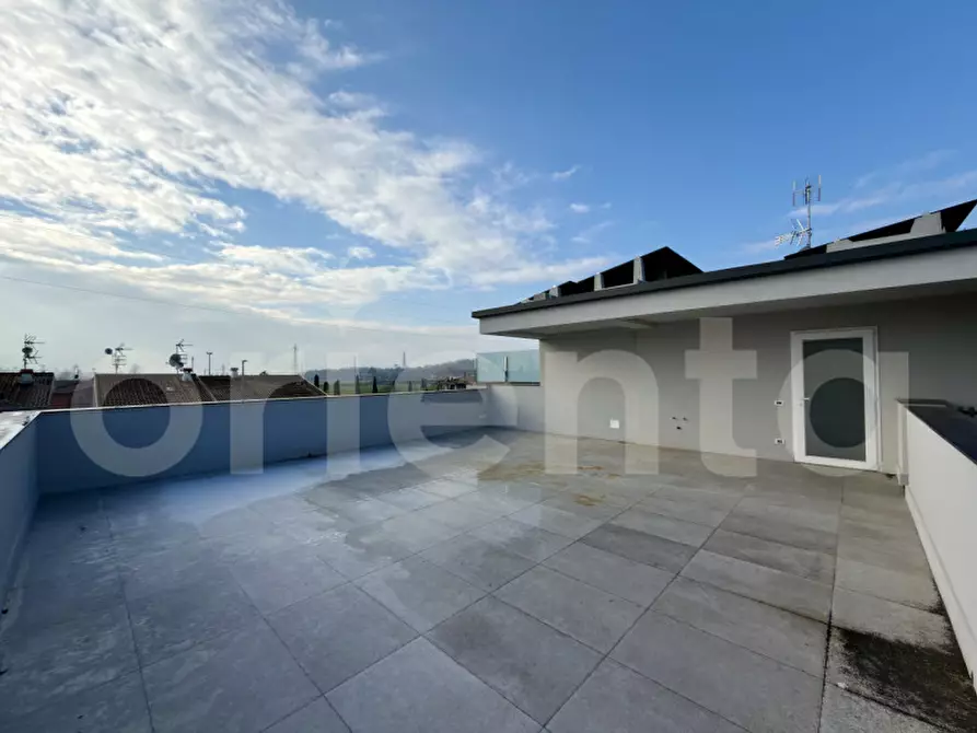 Immagine 6 di Appartamento in vendita  in Via Risorgimento a Montichiari