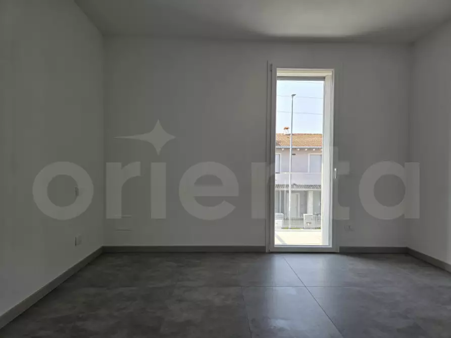 Immagine 18 di Appartamento in vendita  in Via Risorgimento a Montichiari