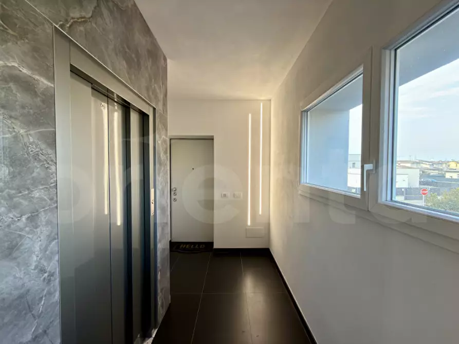 Immagine 28 di Appartamento in vendita  in Via Risorgimento a Montichiari