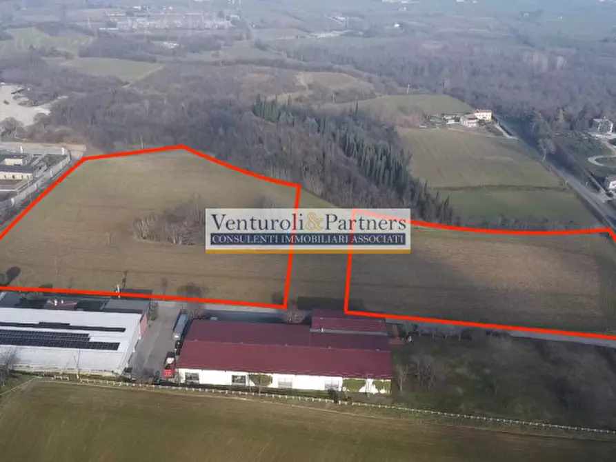 Immagine 1 di Terreno in vendita  in Via Del Benaco a Castiglione Delle Stiviere