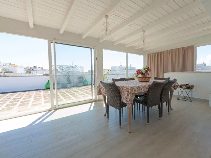 Immagine 2 di Villetta a schiera in vendita  in Via Sofocle a Castro