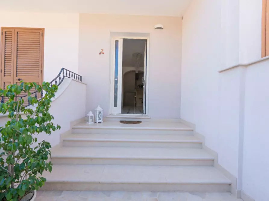 Immagine 3 di Villetta a schiera in vendita  in Via Sofocle a Castro