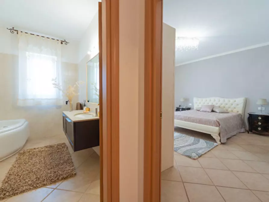 Immagine 14 di Villetta a schiera in vendita  in Via Sofocle a Castro