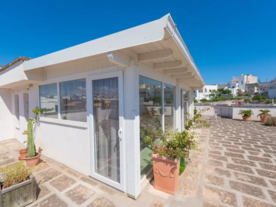 Immagine 30 di Villetta a schiera in vendita  in Via Sofocle a Castro