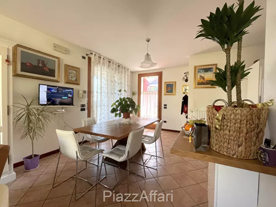 Immagine 11 di Casa bifamiliare in vendita  in Via Tessari a Piove Di Sacco